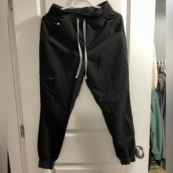 High Waisted Zamora™ Jogger Scrub Pants PETITE - Picture 2 of 5